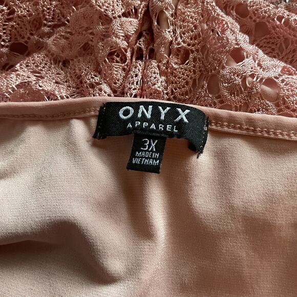 Onyx Coral Tank W/Crochet Lace batwing Poncho Style Overlay Pearl Feature Top 3X - Picture 5 of 7